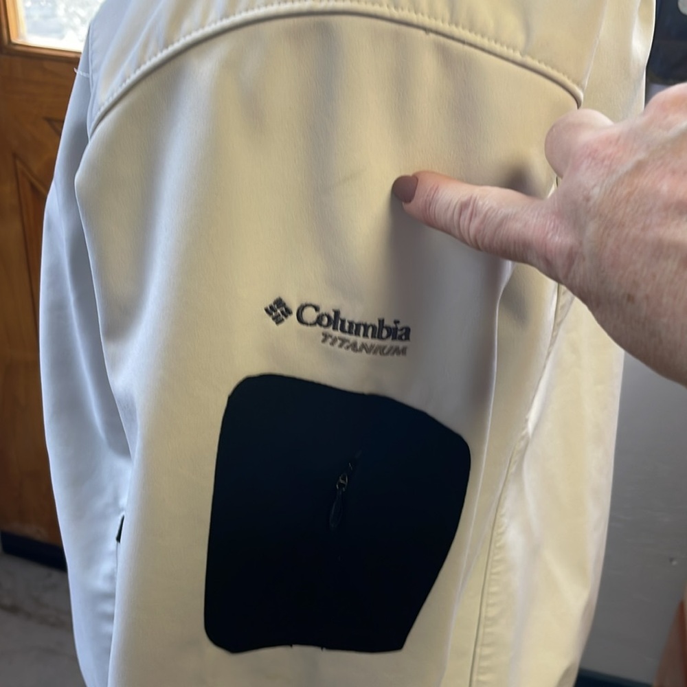 Columbia Titanium jacket - Picture 2 of 7